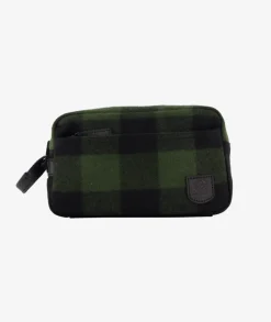 Island Bay Wash Bag